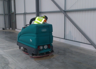 Warehouse Floor Clean